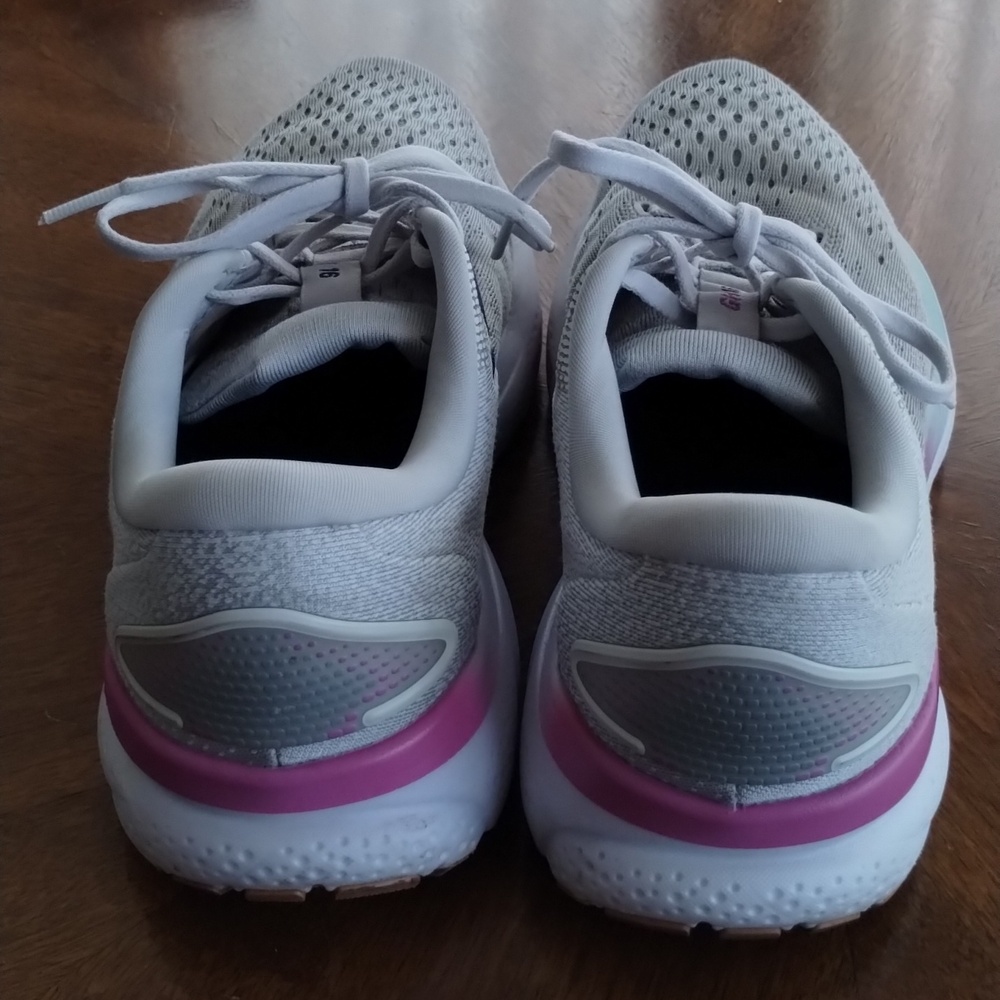 Brooks Women's Gray and Pink Running Sneakers 11 Ghost 16 - Picture 3 of 12